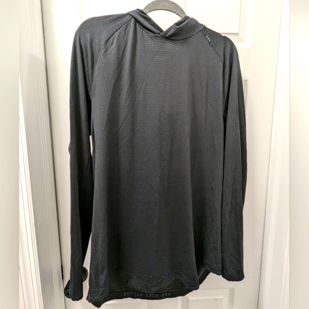 lululemon License to Train long sleeve hoodie in Black size XL